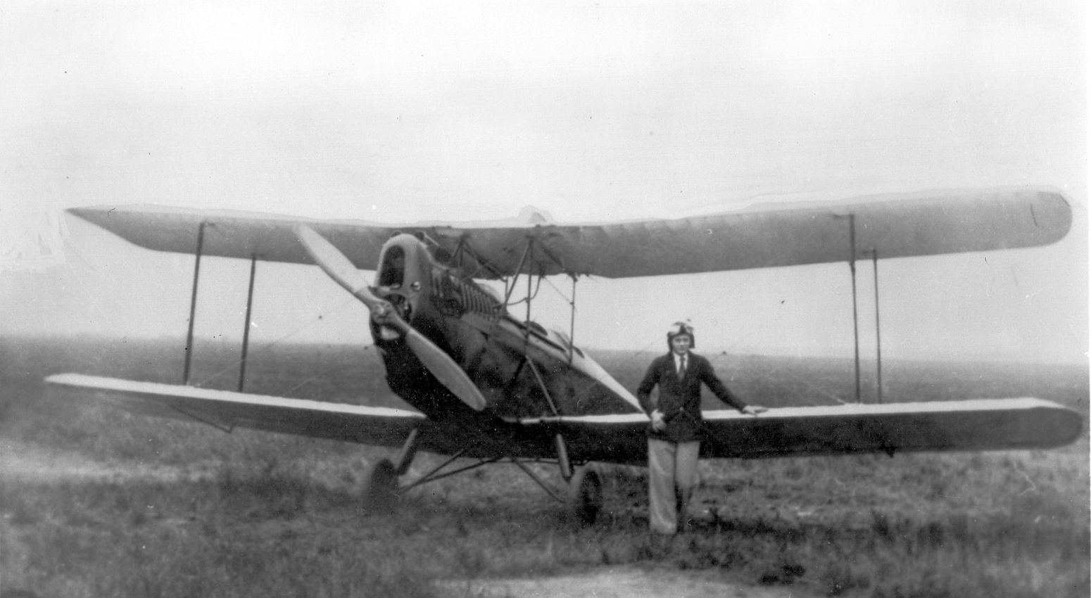 pauline gower with spartan 1932