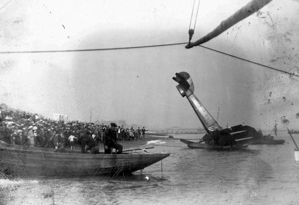G-EAJH Avro 504 sank in sea off Hove 19 Aug 1920